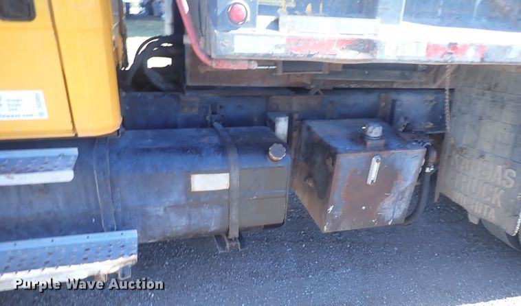 image for item DQ3055 1999 Freightliner FL80  dump truck