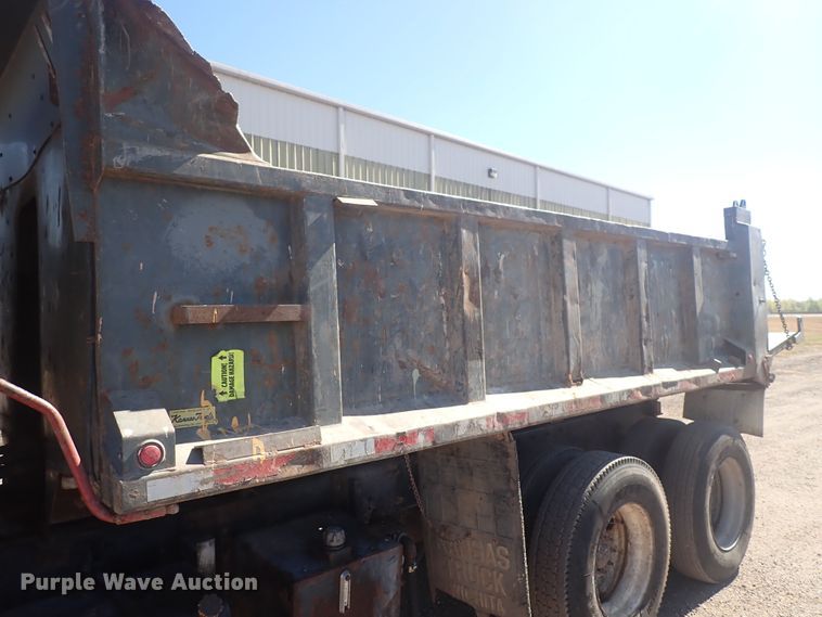 image for item DQ3055 1999 Freightliner FL80  dump truck