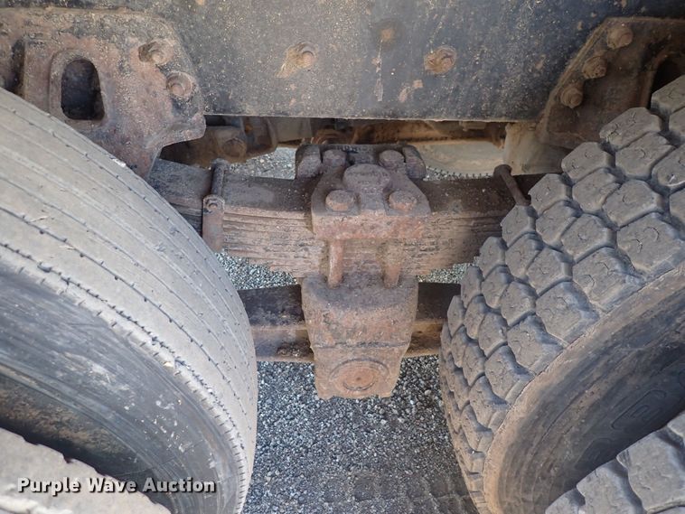 image for item DQ3055 1999 Freightliner FL80  dump truck