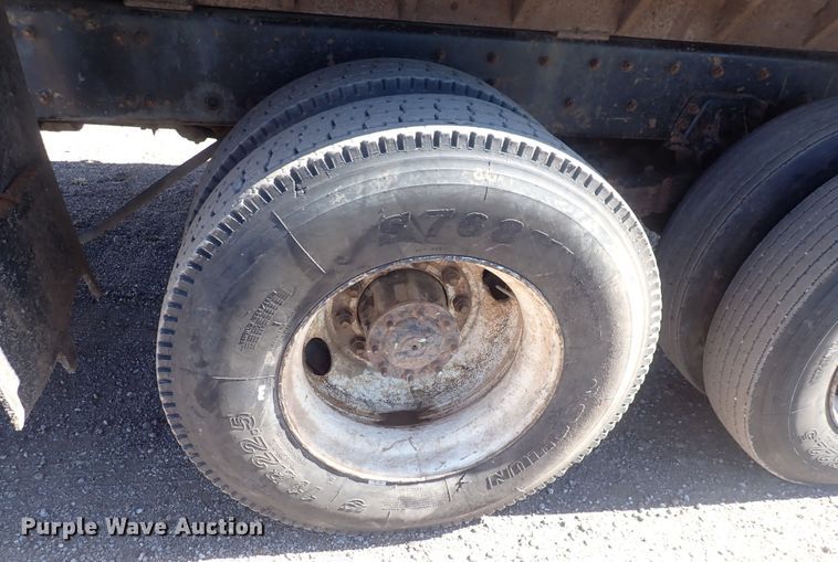 image for item DQ3055 1999 Freightliner FL80  dump truck