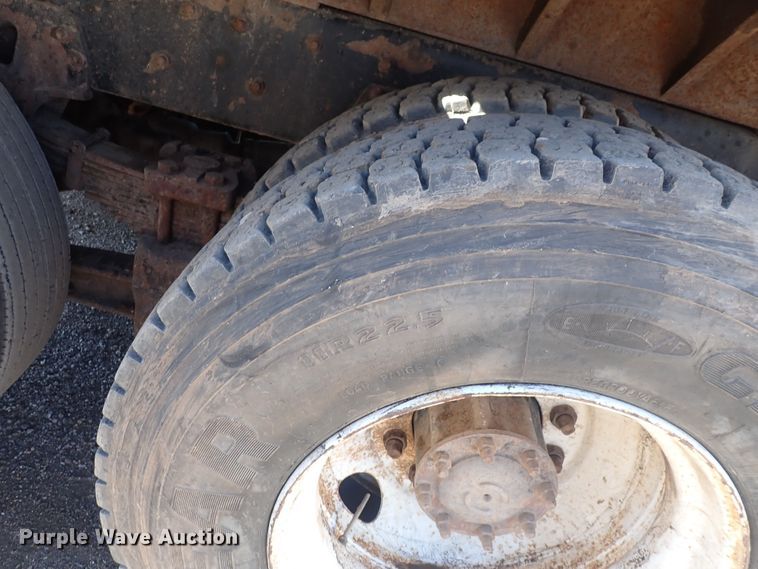 image for item DQ3055 1999 Freightliner FL80  dump truck