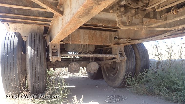 image for item DQ3069 2015 Wilkins 0KRA23PCFSBX  walking floor trailer