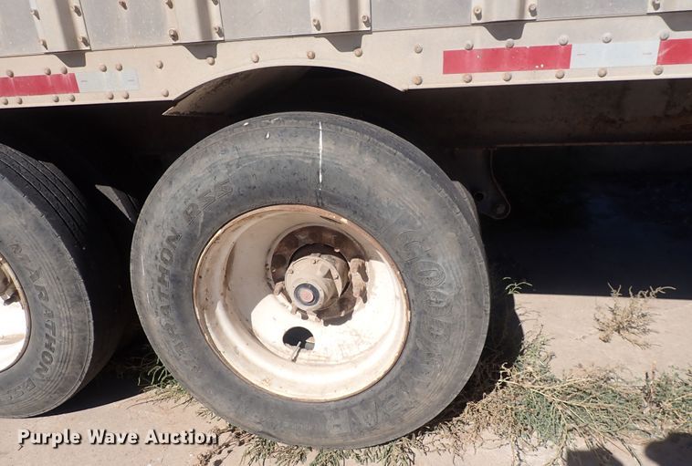 image for item DQ3069 2015 Wilkins 0KRA23PCFSBX  walking floor trailer