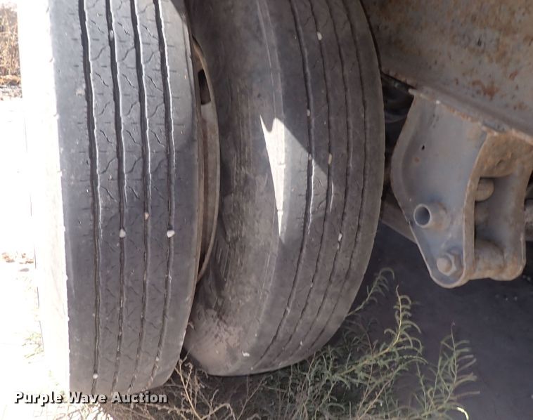 image for item DQ3069 2015 Wilkins 0KRA23PCFSBX  walking floor trailer