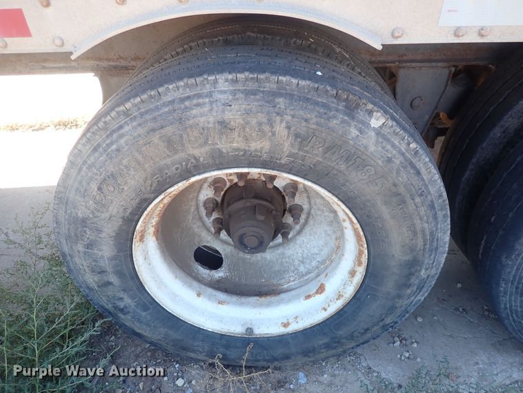 image for item DQ3069 2015 Wilkins 0KRA23PCFSBX  walking floor trailer