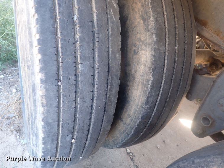 image for item DQ3069 2015 Wilkins 0KRA23PCFSBX  walking floor trailer