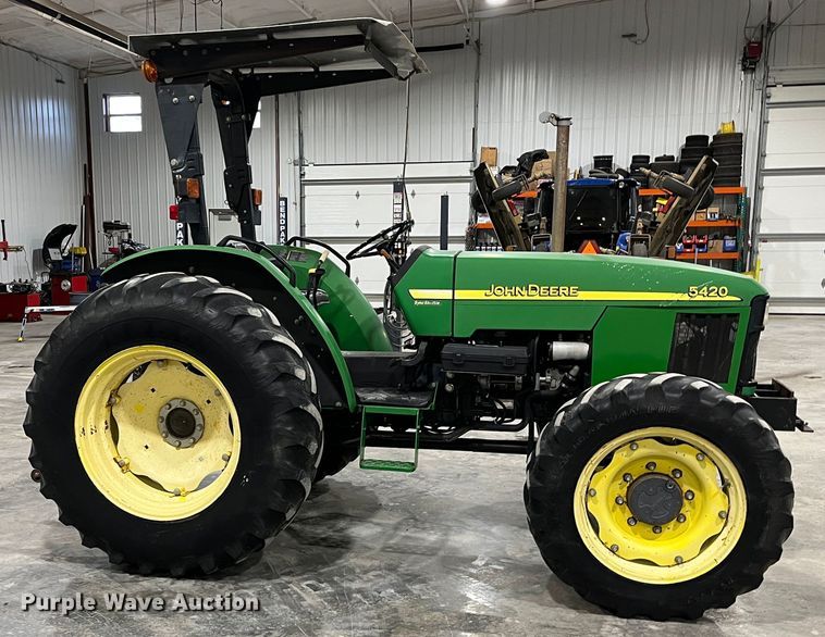 image for item DR7290 2002 John Deere 5420  tractor