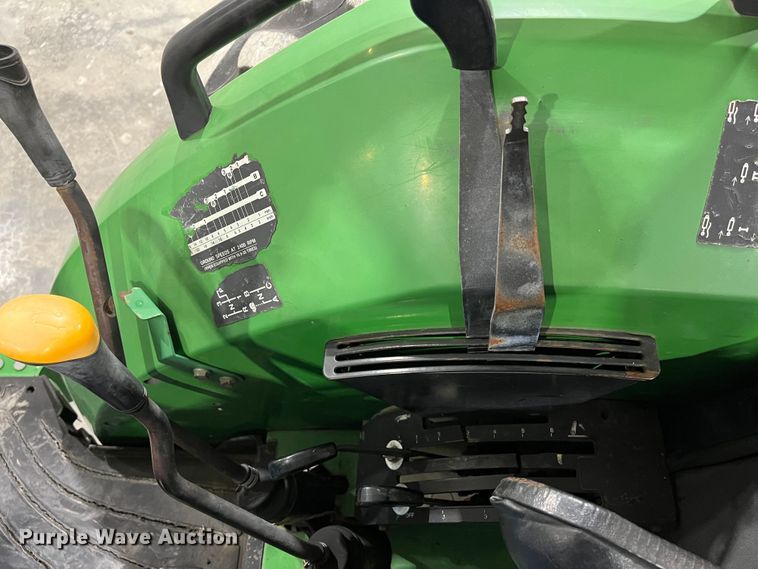 image for item DR7290 2002 John Deere 5420  tractor