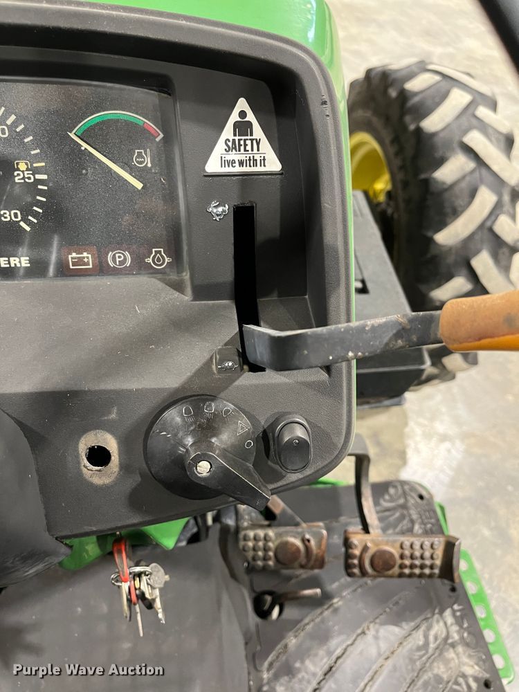 image for item DR7290 2002 John Deere 5420  tractor