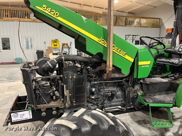 image for item DR7290 2002 John Deere 5420  tractor