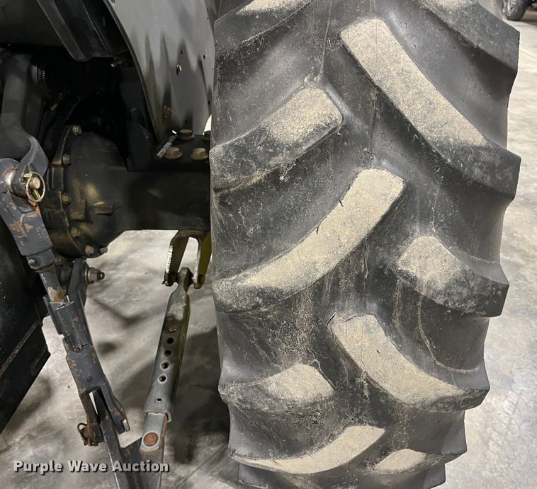 image for item DR7290 2002 John Deere 5420  tractor