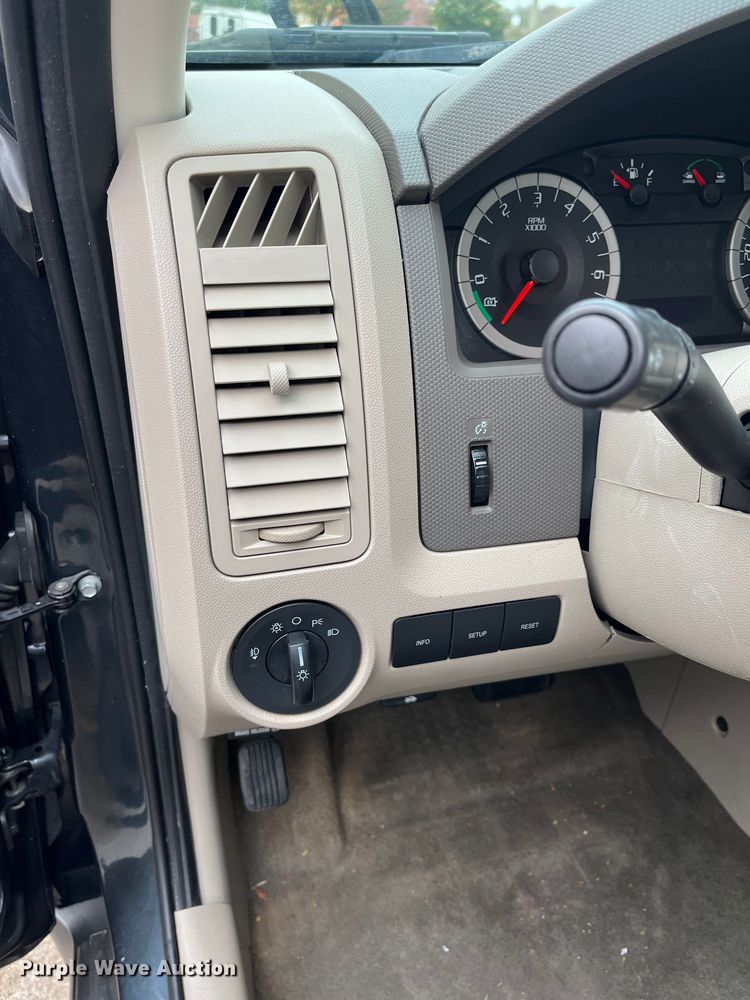 image for item DR7308 2010 Ford Escape Hybrid  SUV