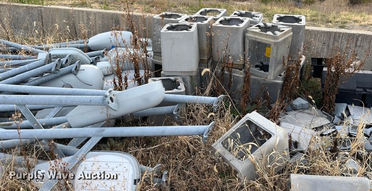 image for item DR7309 Approximately 36 light poles