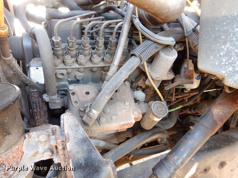 image for item DS8240 1994 Ford LN7000  dump truck