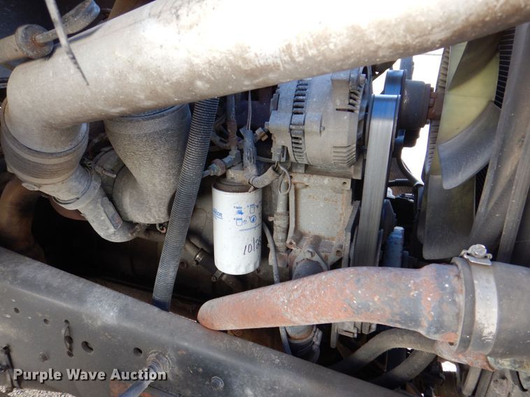 image for item DS8240 1994 Ford LN7000  dump truck