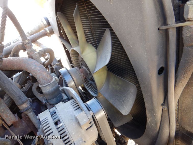 image for item DS8240 1994 Ford LN7000  dump truck