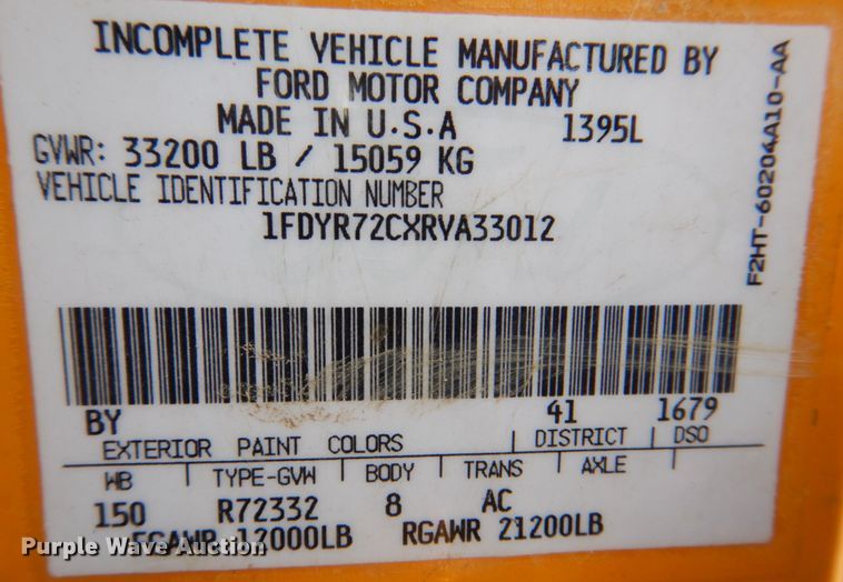 image for item DS8240 1994 Ford LN7000  dump truck