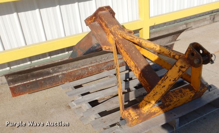 image for item DS8241 Ford 773A  blade