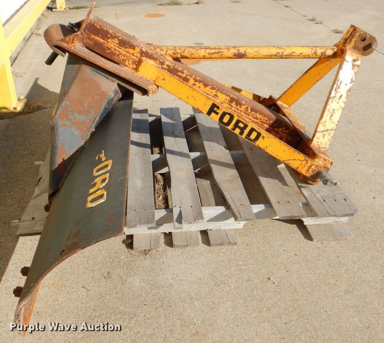 image for item DS8241 Ford 773A  blade