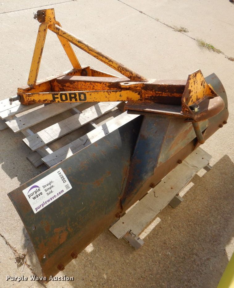 image for item DS8241 Ford 773A  blade