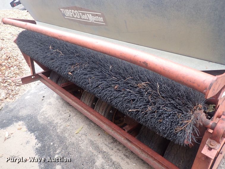 image for item GD9379 Turfco F-12A  top dresser spreader