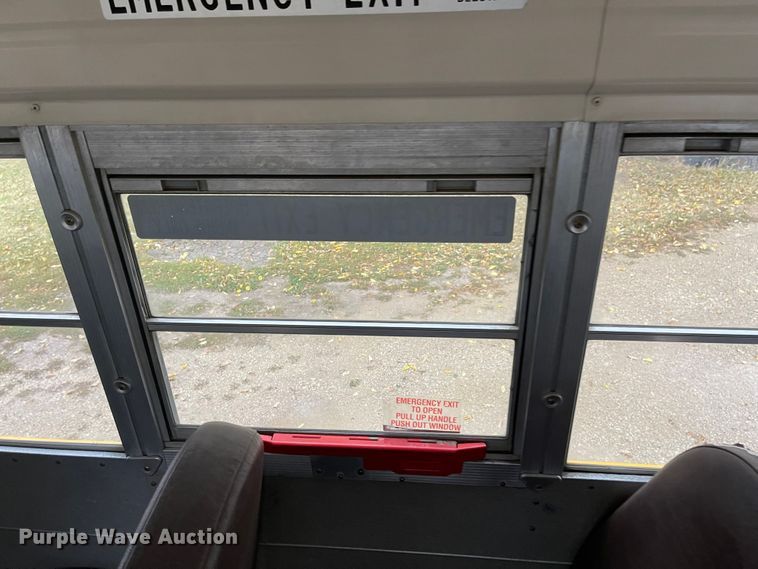 image for item JD9201 1998 Ford Blue Bird  school bus