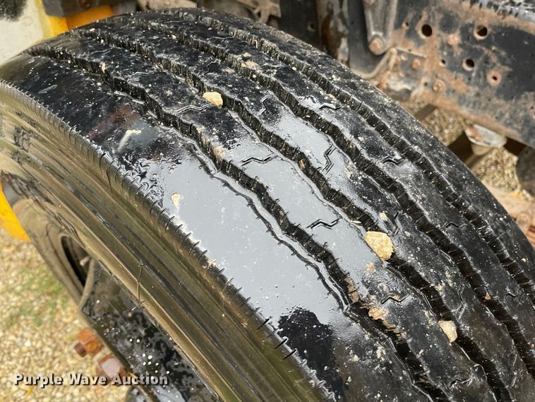 image for item JD9201 1998 Ford Blue Bird  school bus