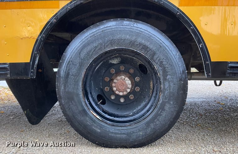 image for item JD9201 1998 Ford Blue Bird  school bus