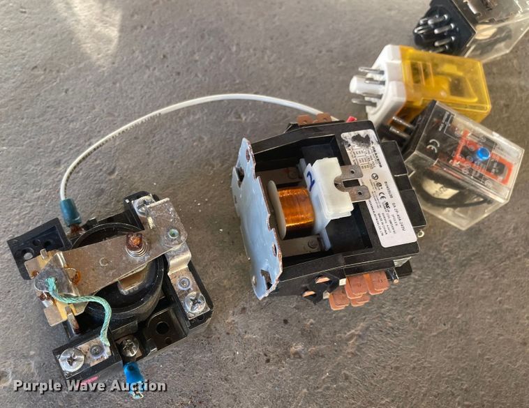 image for item JD9203 Electrical equipment