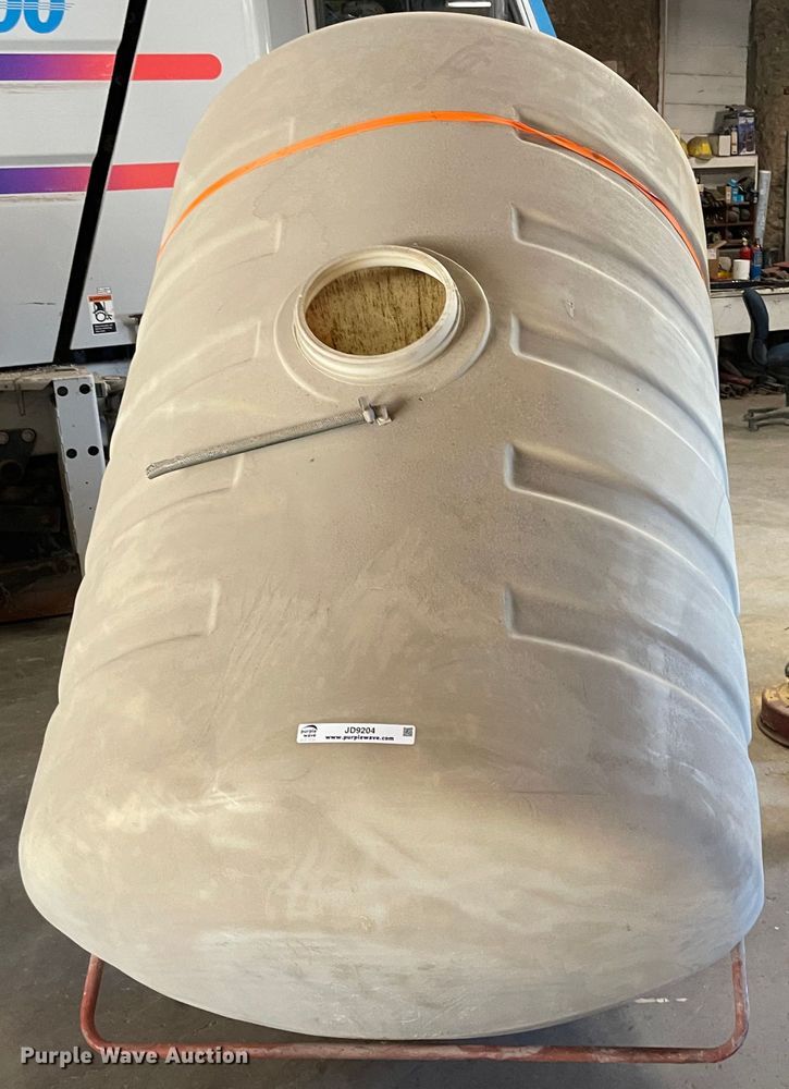 image for item JD9204 Poly tank