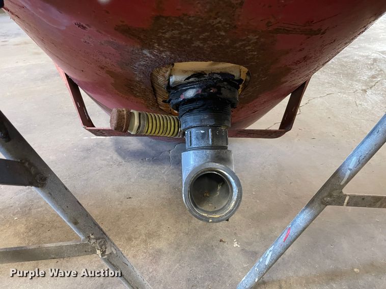 image for item JD9204 Poly tank