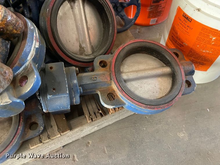 image for item JD9205 Water valves