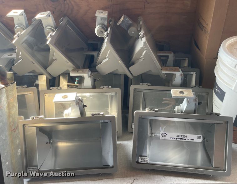 image for item JD9207 Approximately 75 halogen stadium lights