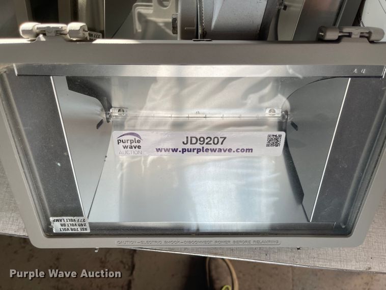 image for item JD9207 Approximately 75 halogen stadium lights