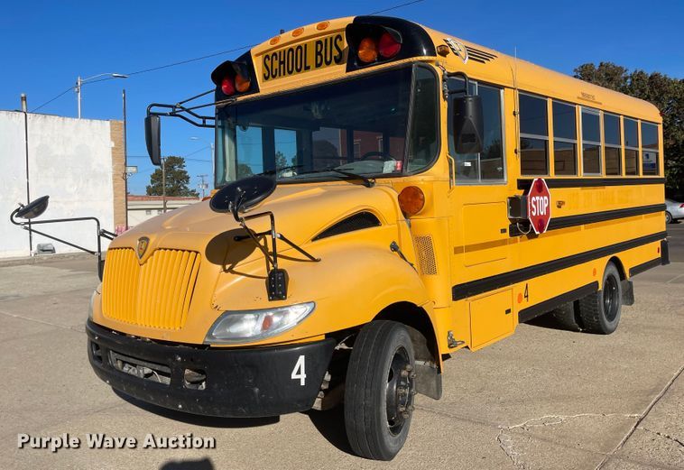 image for item JD9208 2007 IC BE200  school bus