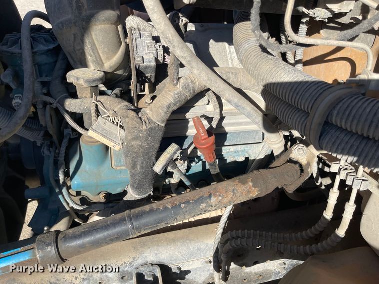 image for item JD9208 2007 IC BE200  school bus