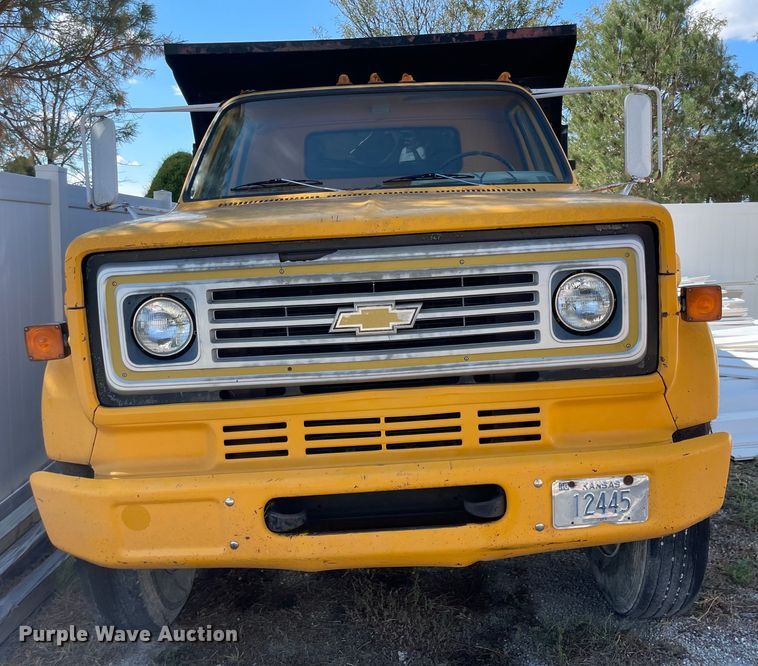 image for item JD9268 1988 Chevrolet C50  dump truck