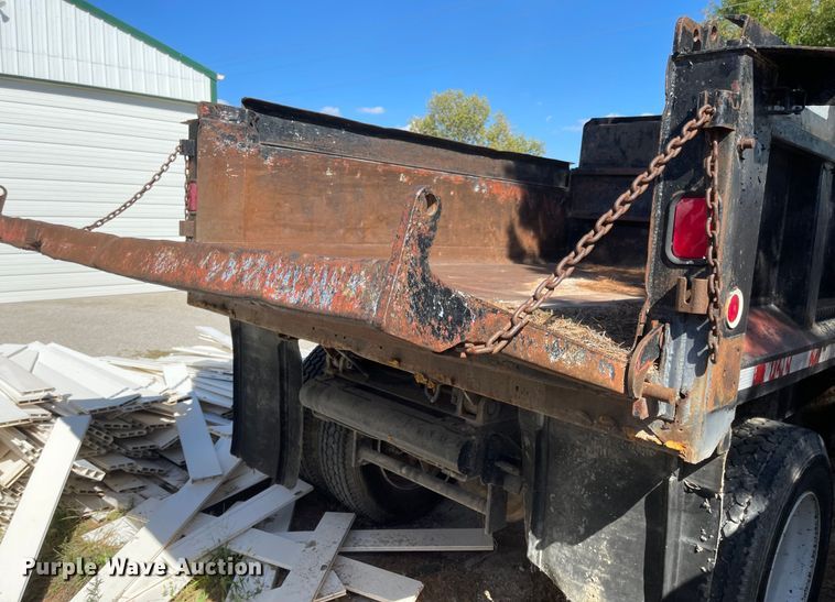 image for item JD9268 1988 Chevrolet C50  dump truck