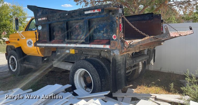 image for item JD9268 1988 Chevrolet C50  dump truck