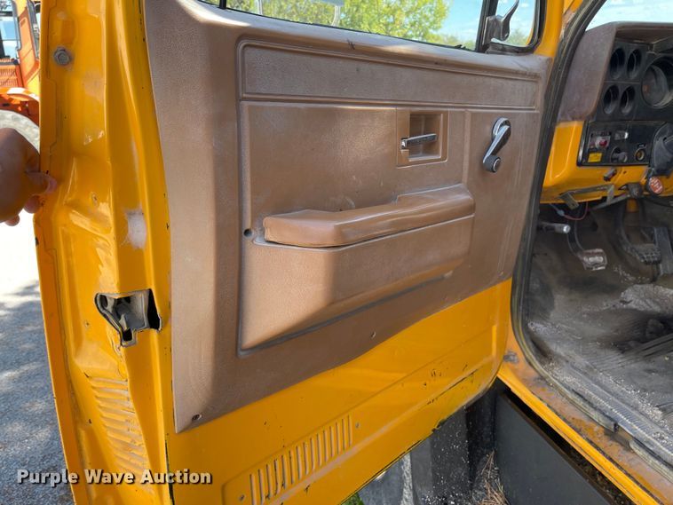 image for item JD9268 1988 Chevrolet C50  dump truck