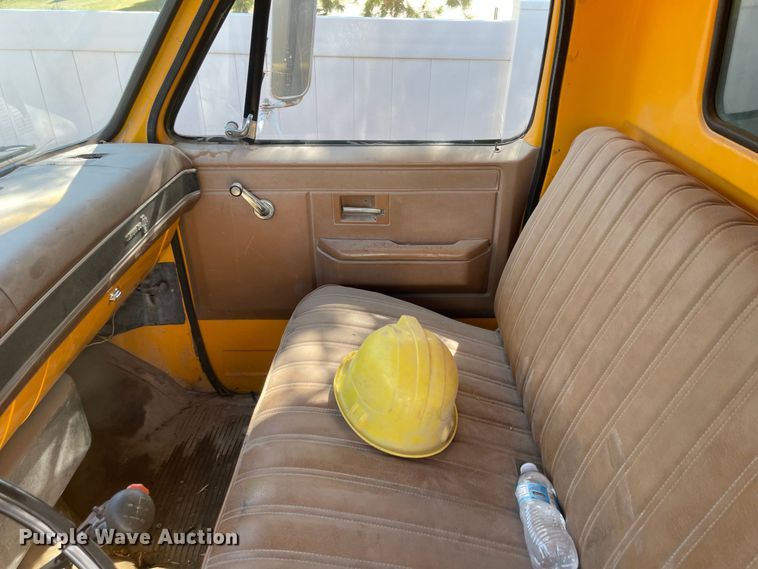 image for item JD9268 1988 Chevrolet C50  dump truck