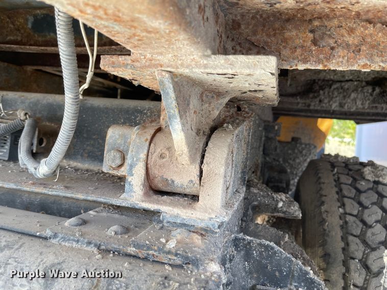 image for item JD9268 1988 Chevrolet C50  dump truck