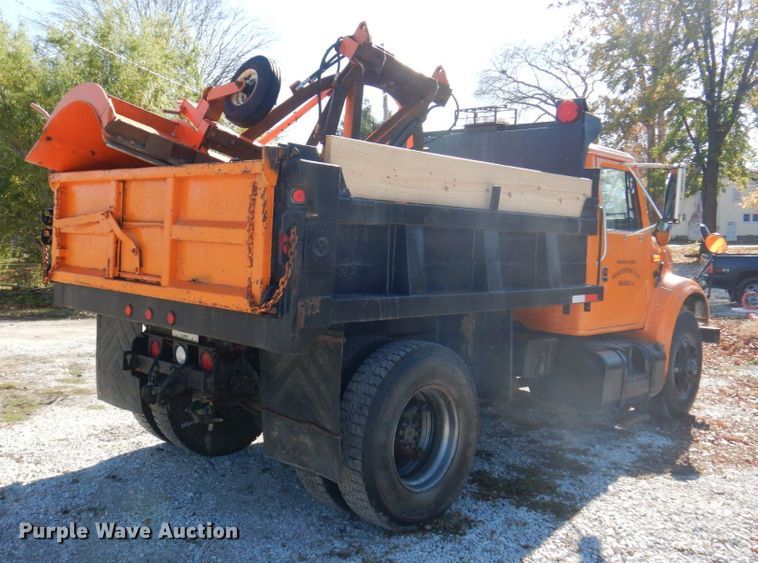 image for item JL9845 1988 International S1954  dump truck