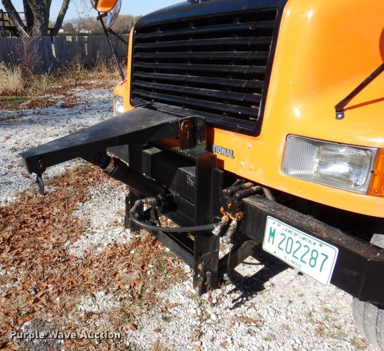 image for item JL9845 1988 International S1954  dump truck