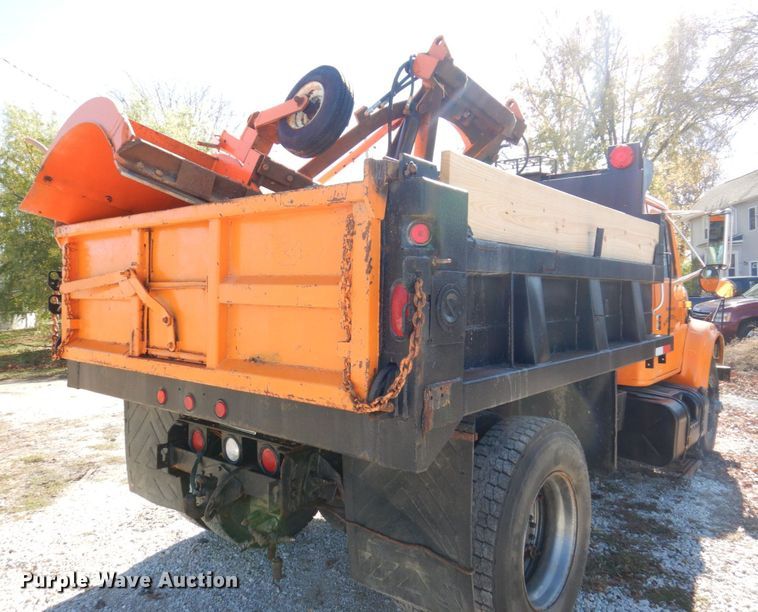image for item JL9845 1988 International S1954  dump truck