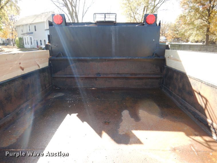 image for item JL9845 1988 International S1954  dump truck