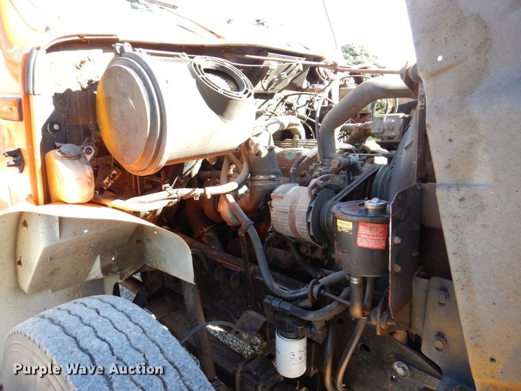 image for item JL9845 1988 International S1954  dump truck