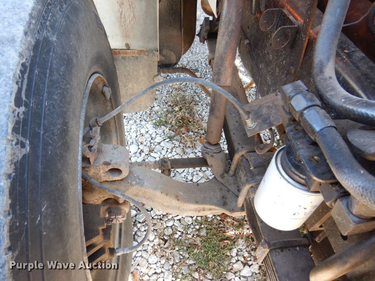 image for item JL9845 1988 International S1954  dump truck