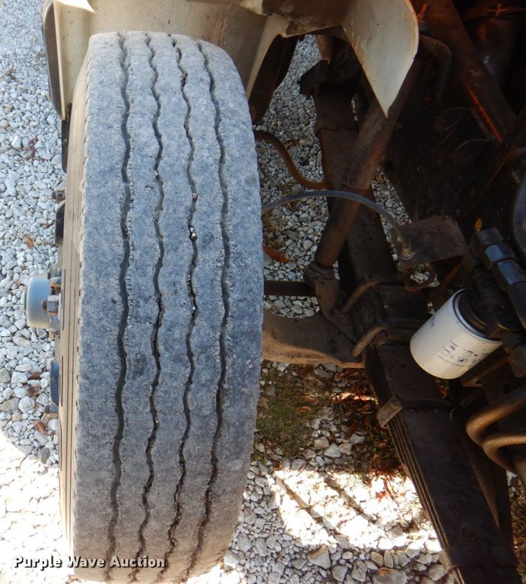 image for item JL9845 1988 International S1954  dump truck