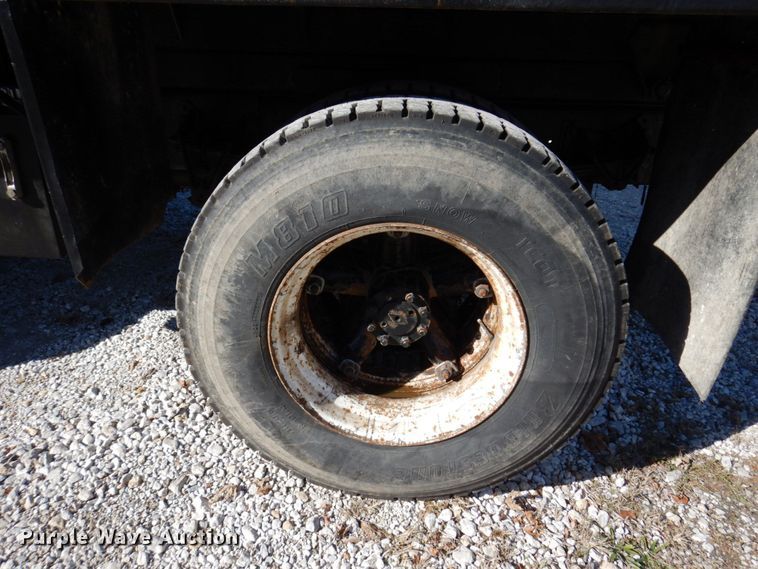 image for item JL9845 1988 International S1954  dump truck